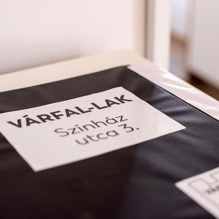Varfal-Lak Apartman Sopron Bagian luar foto