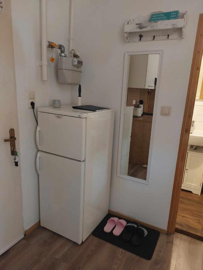 Varfal-Lak Apartman Sopron Bagian luar foto