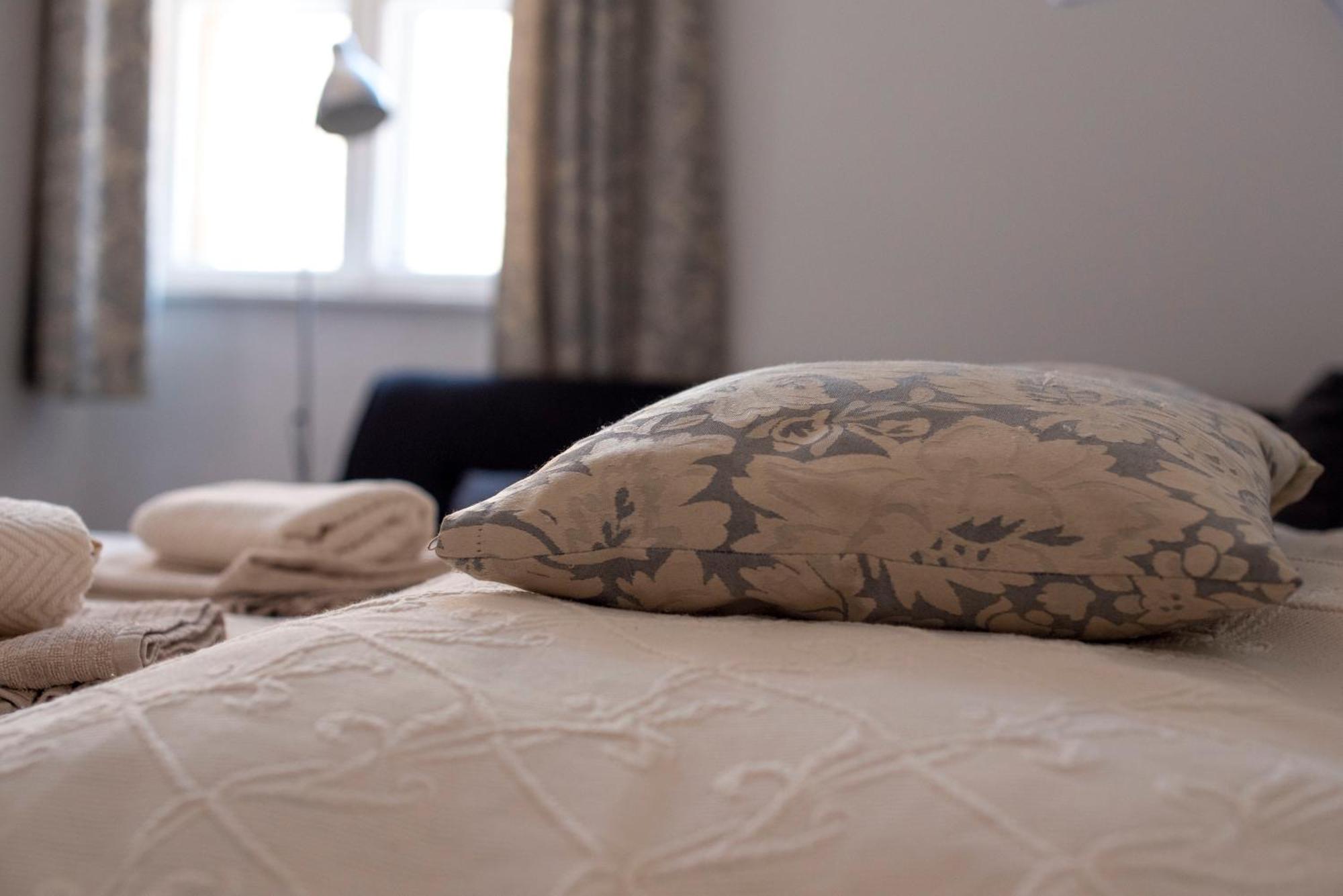 Varfal-Lak Apartman Sopron Bagian luar foto
