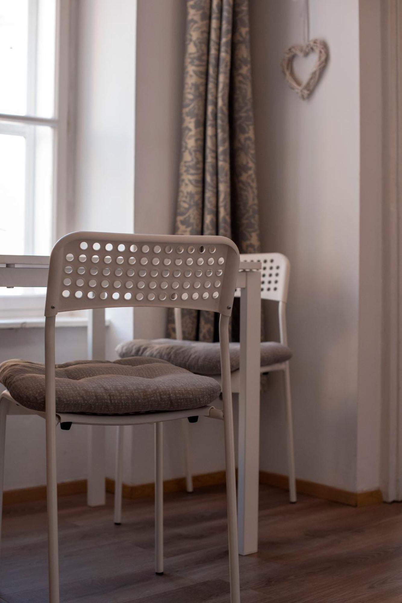 Varfal-Lak Apartman Sopron Bagian luar foto